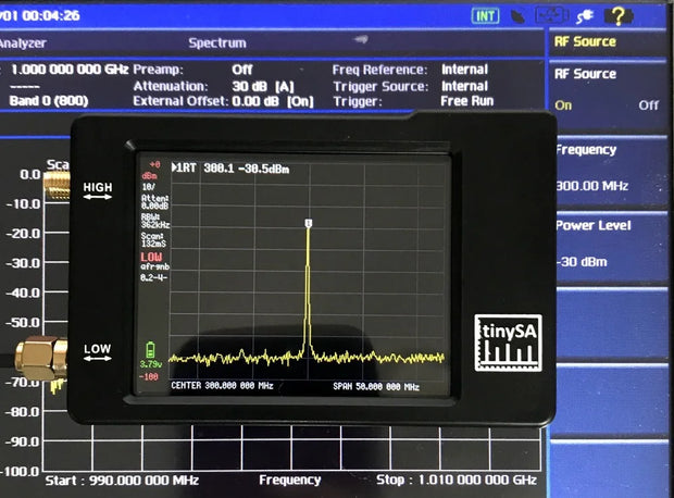 Original Hugen Version TinySA 2.8 inch Display 100kHz to 960MHz Hand held Tiny Spectrum Analyzer with ESD Proteced